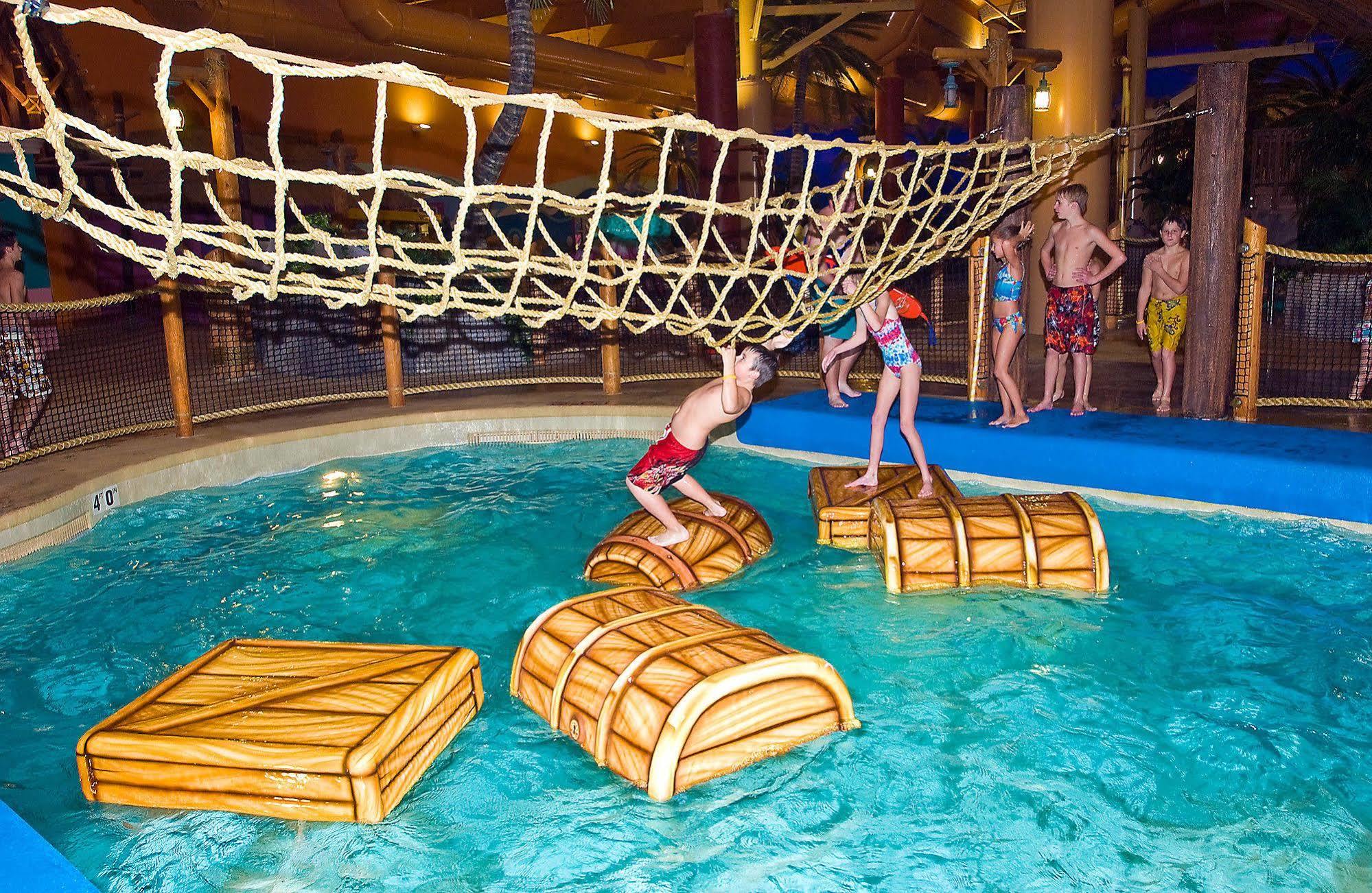 Castaway Bay By Cedar Point Resorts Sandusky Extérieur photo